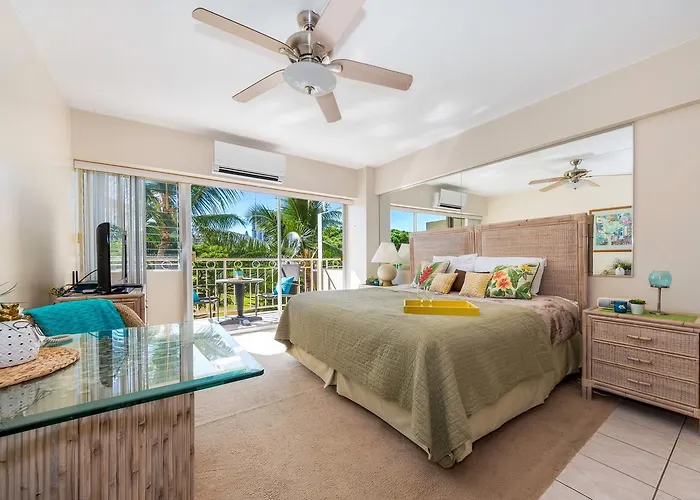Waikiki Shore 305
